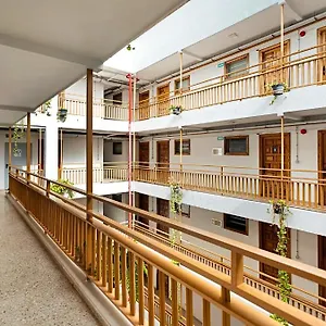 Luminoso En La Plaza Del Charco! Apartamento